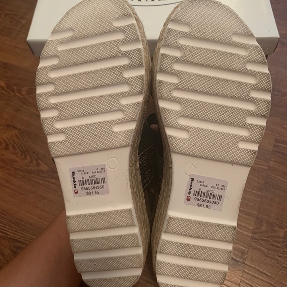 Black Steve Madden Circa 1 Wedge - Picture 3 of 5